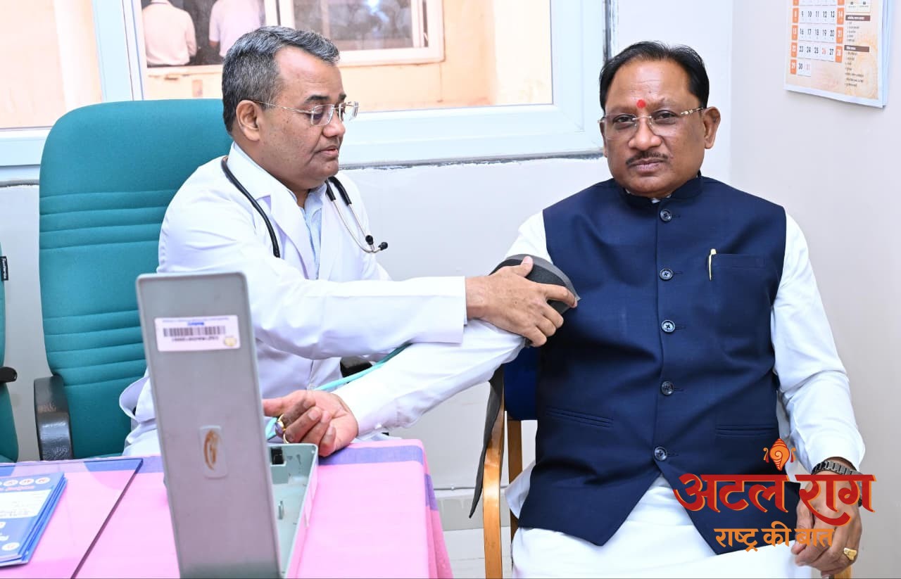रायपुर : स्वास्थ्य के प्रति जागरूकता का संदेश: मुख्यमंत्री श्री विष्णुदेव साय ने विधानसभा परिसर में तीन दिवसीय स्वास्थ्य शिविर का किया शुभारंभ