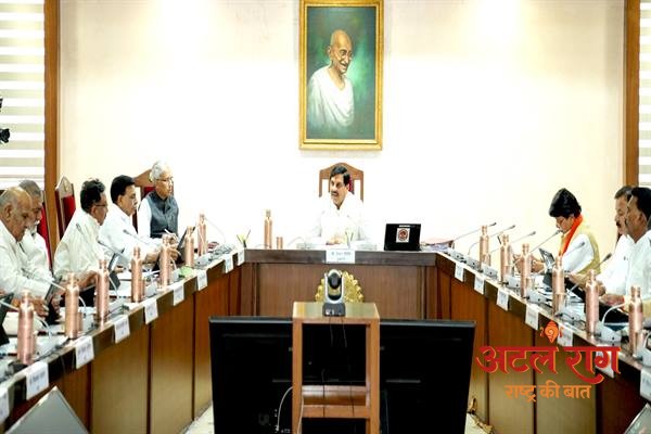 लोक निर्माण विभाग अंतर्गत विकास कार्यों के लिए 4,525 करोड़ रूपये की स्वीकृति