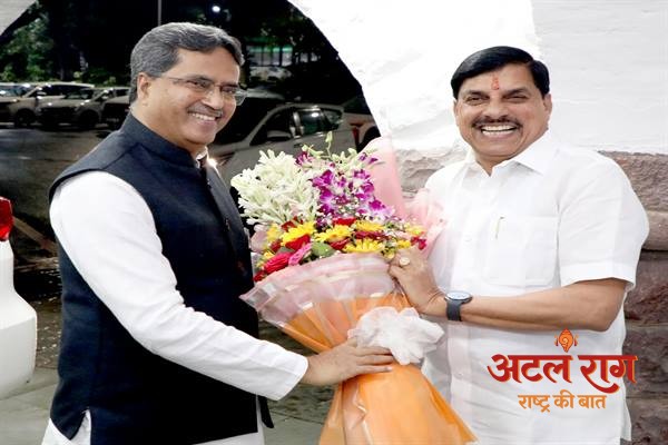मुख्यमंत्री डॉ. यादव से मिले त्रिपुरा के मुख्यमंत्री डॉ. मणिक साहा