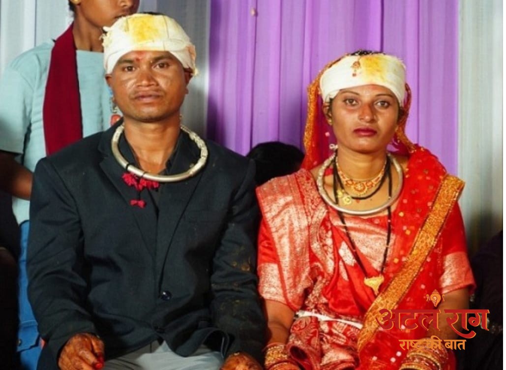 सेवा सेतु से नागरिक सेवाएं हुआ सुलभ : मुकेश कुमार को ऑनलाइन मिला विवाह पंजीकरण प्रमाण पत्र