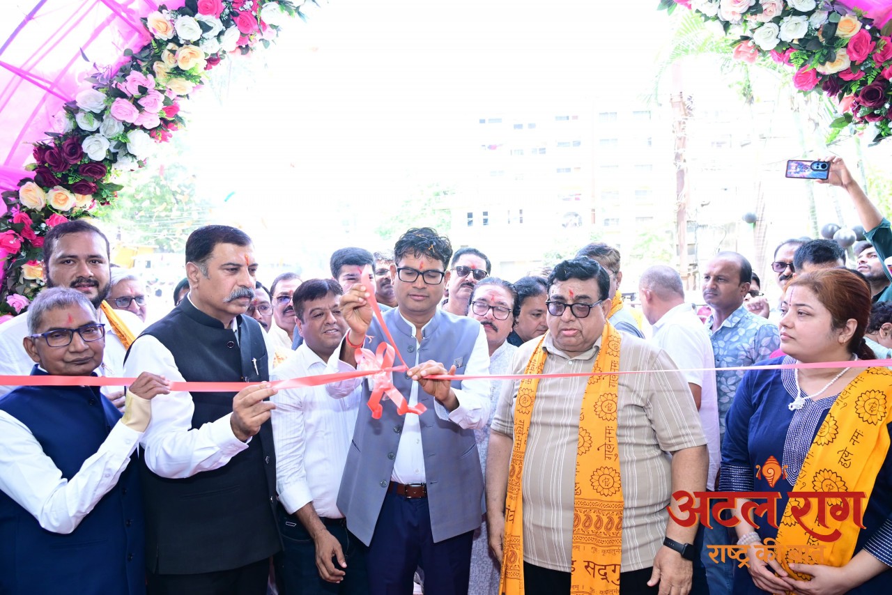 वित्त मंत्री ओपी चौधरी ने किया जीके इलेक्ट्रिक शोरूम का शुभारंभ