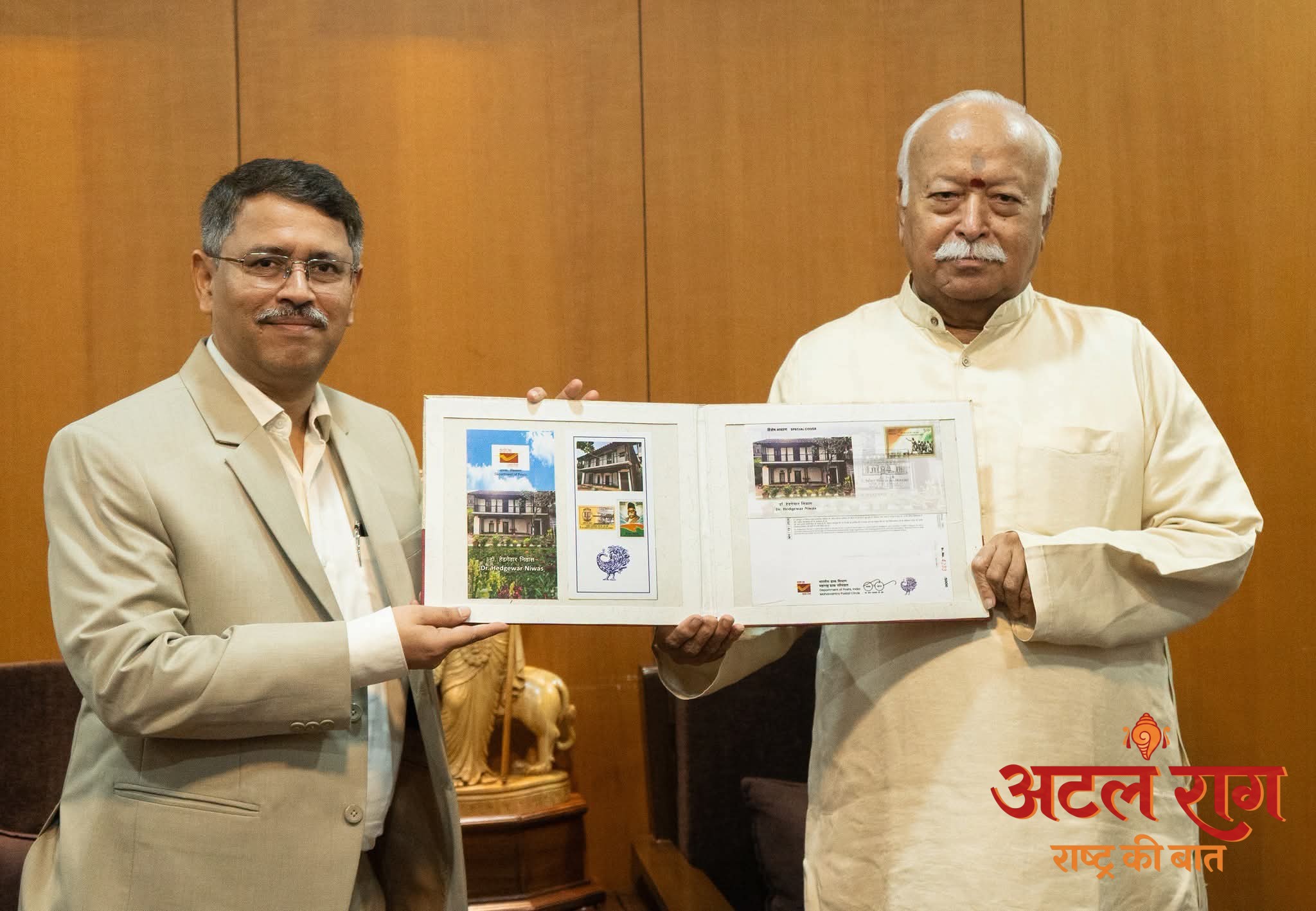 डॉ. हेडगेवार निवास पर आधारित विशेष आवरण, सूचना पुस्तिका का लोकार्पण