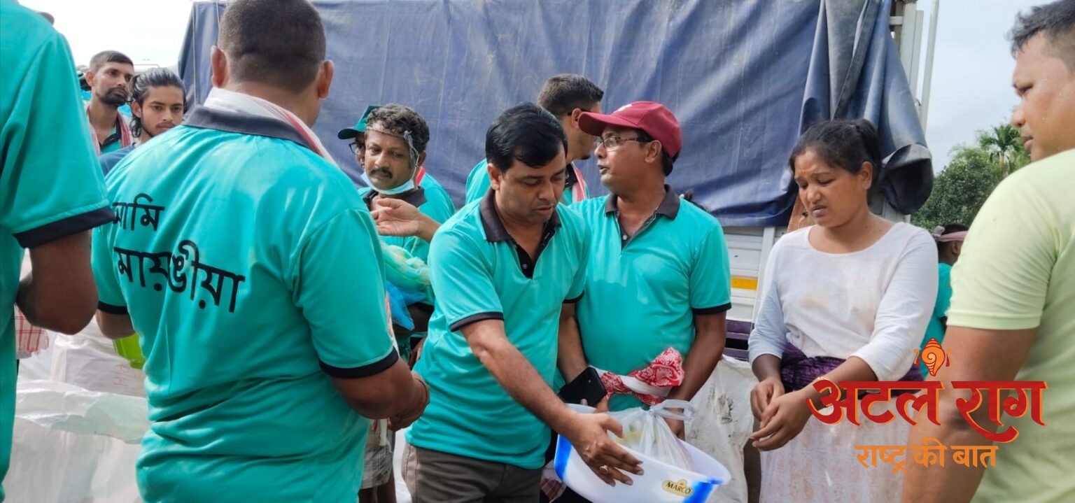 असम – बाढ़ प्रभावित क्षेत्रों में राहत, स्वच्छता एवं पुनर्वास अभियान में जुटे भारतीय किसान संघ के कार्यकर्ता