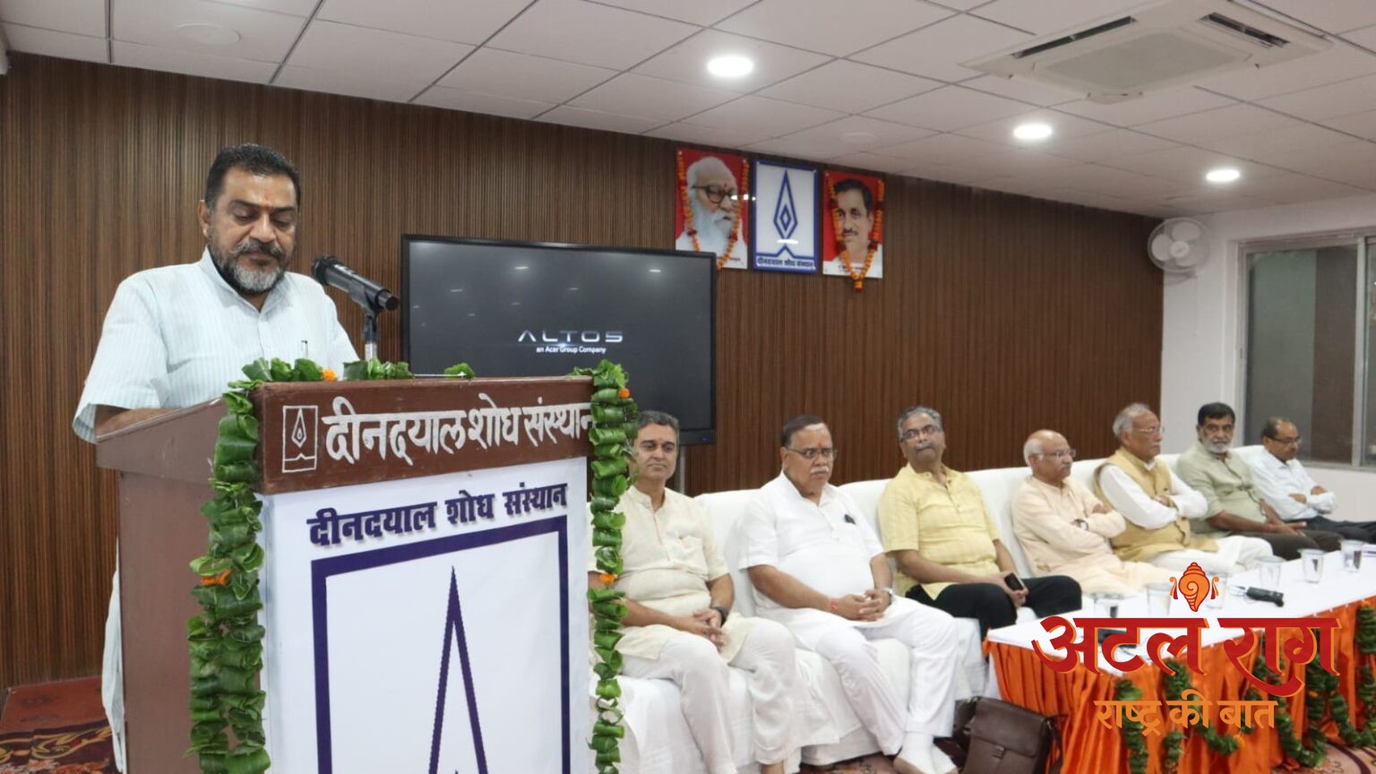 ग्राम विकास के कार्यों में समाज का सहयोग व सहभागिता बढ़े – सुरेश सोनी जी