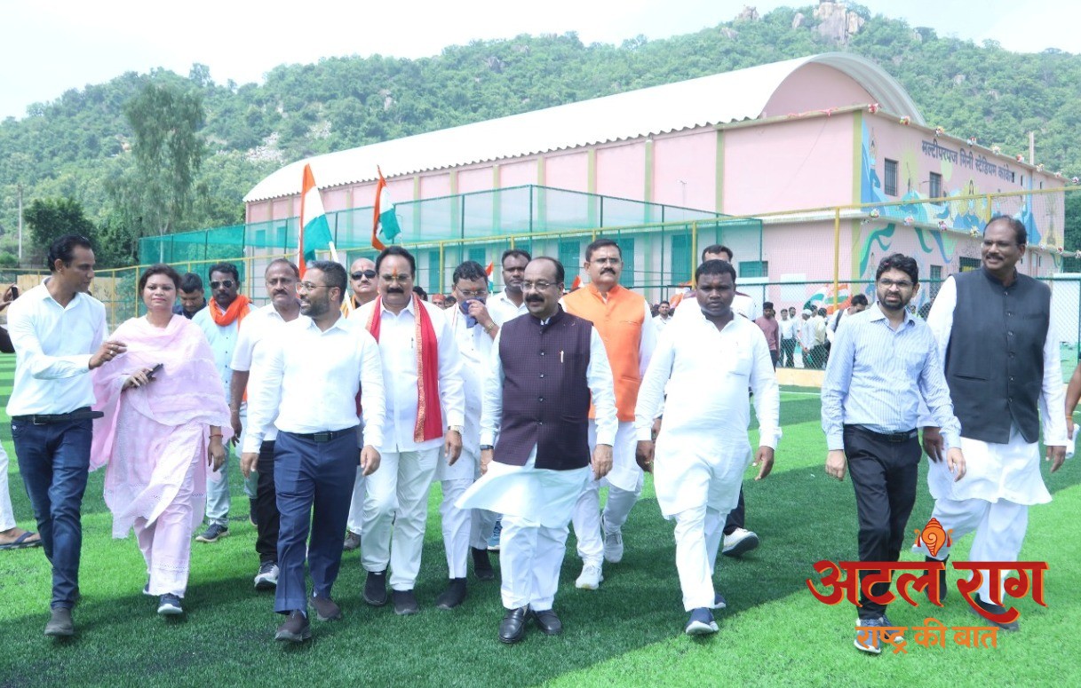 उप मुख्यमंत्री अरुण साव ने बहुउद्देशीय मिनी स्टेडियम और इनडोर हॉल का किया लोकार्पण