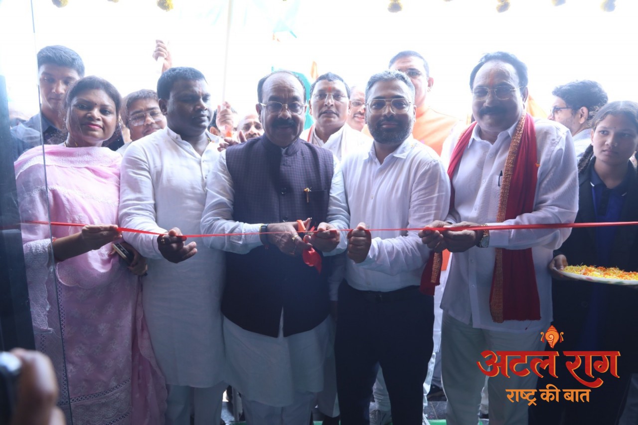 उप मुख्यमंत्री अरुण साव ने बहुउद्देशीय मिनी स्टेडियम और इनडोर हॉल का किया लोकार्पण