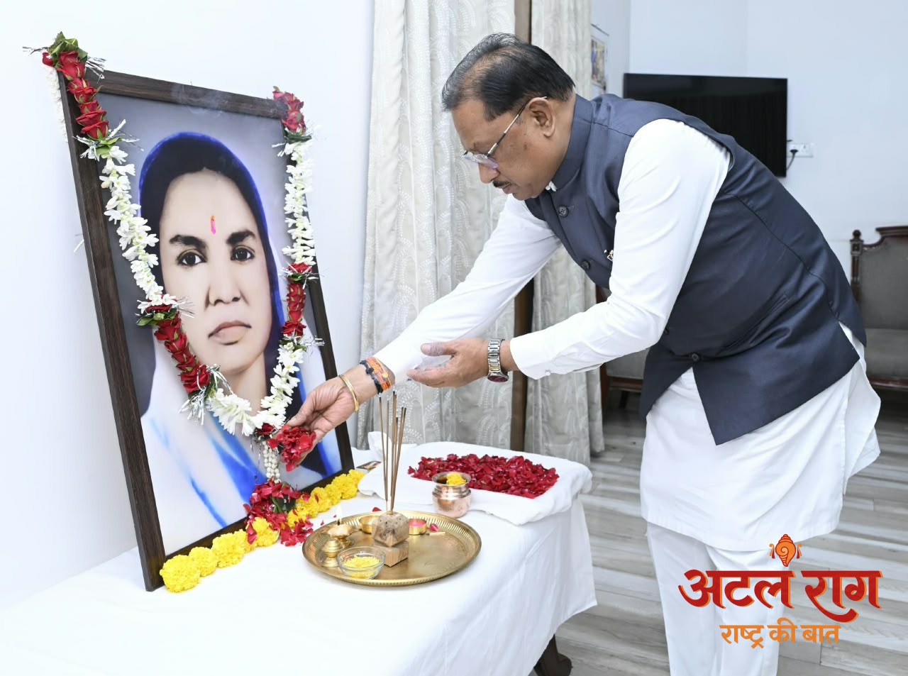 मुख्यमंत्री साय ने छत्तीसगढ़ की प्रथम महिला सांसद और समाज सेविका मिनीमाता जी की पुण्यतिथि पर किया नमन