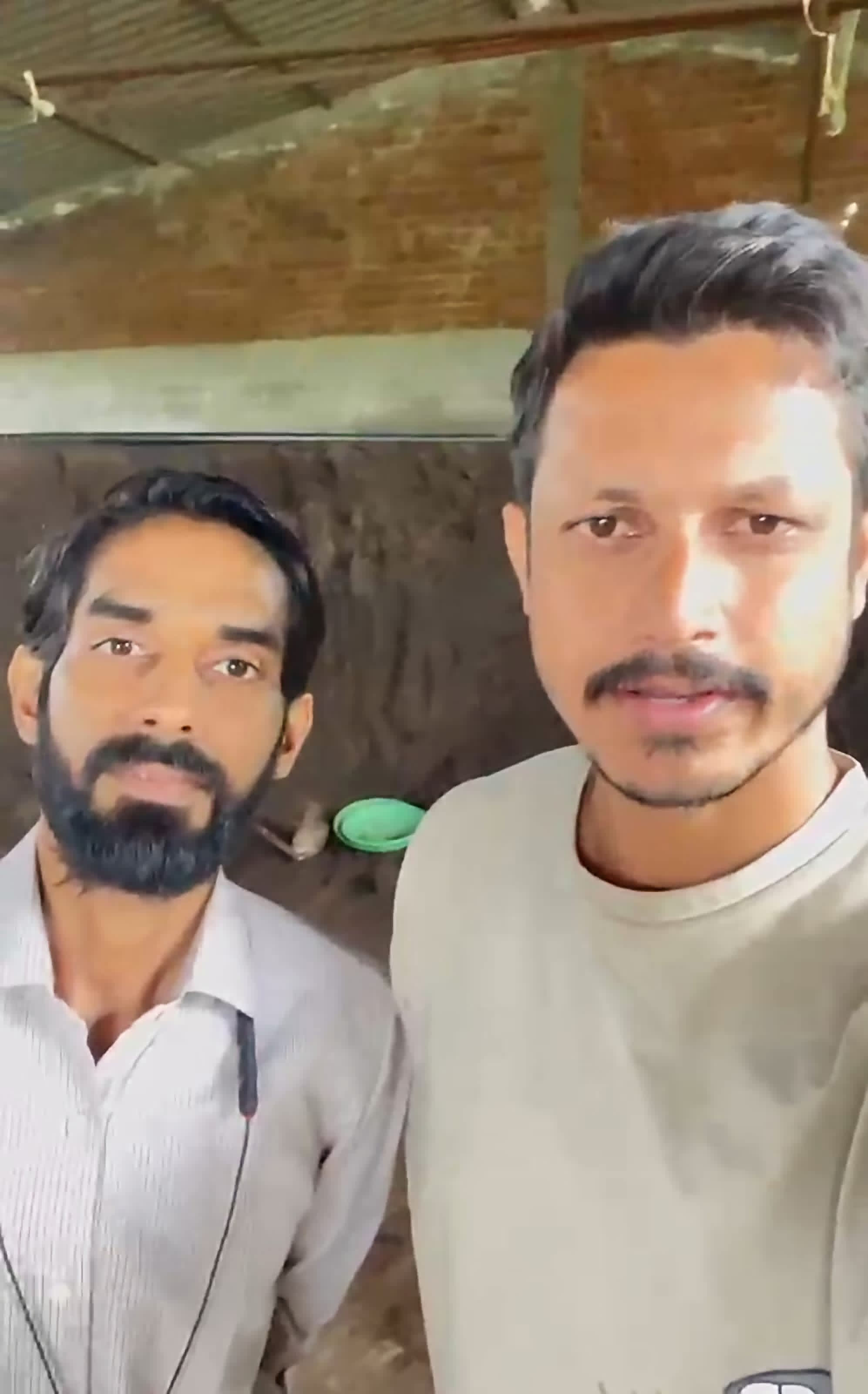 लाखों का पैकेज छोड़ा, वर्मी कंपोस्ट से शुरू किया कारोबार; अब 1.5 करोड़ का सालाना टर्नओवर