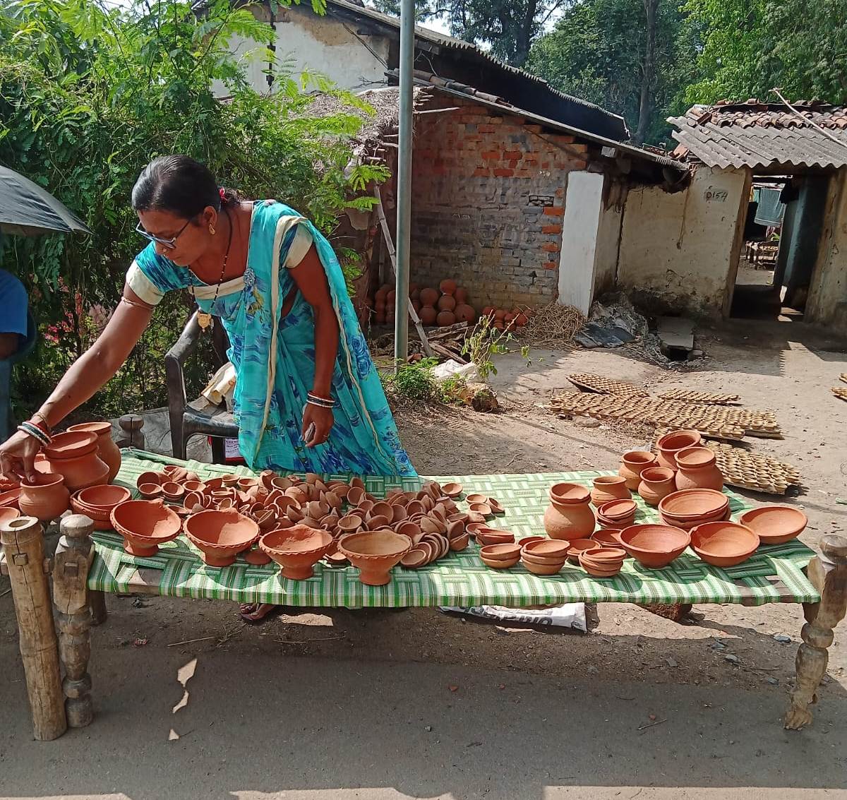 मुख्यमंत्री विष्णुदेव साय के नेतृत्व में आत्मनिर्भर बन रहीं बिहान की महिलाएं