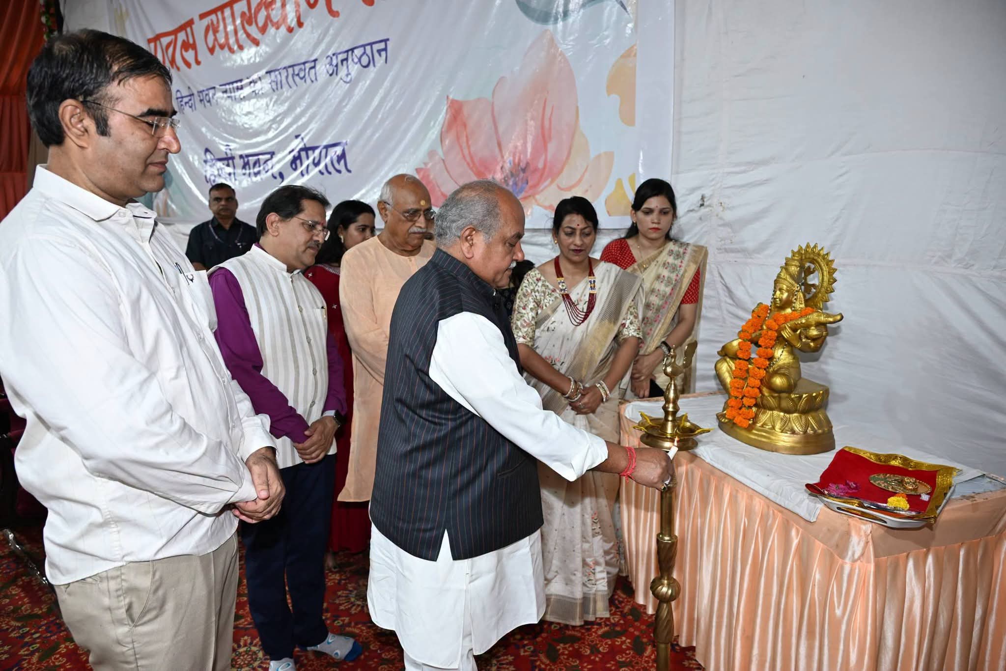 हिंदी भवन में ‘पावस व्याख्यानमाला’ एवं सारस्वत अनुष्ठान कार्यक्रम सम्पन्न