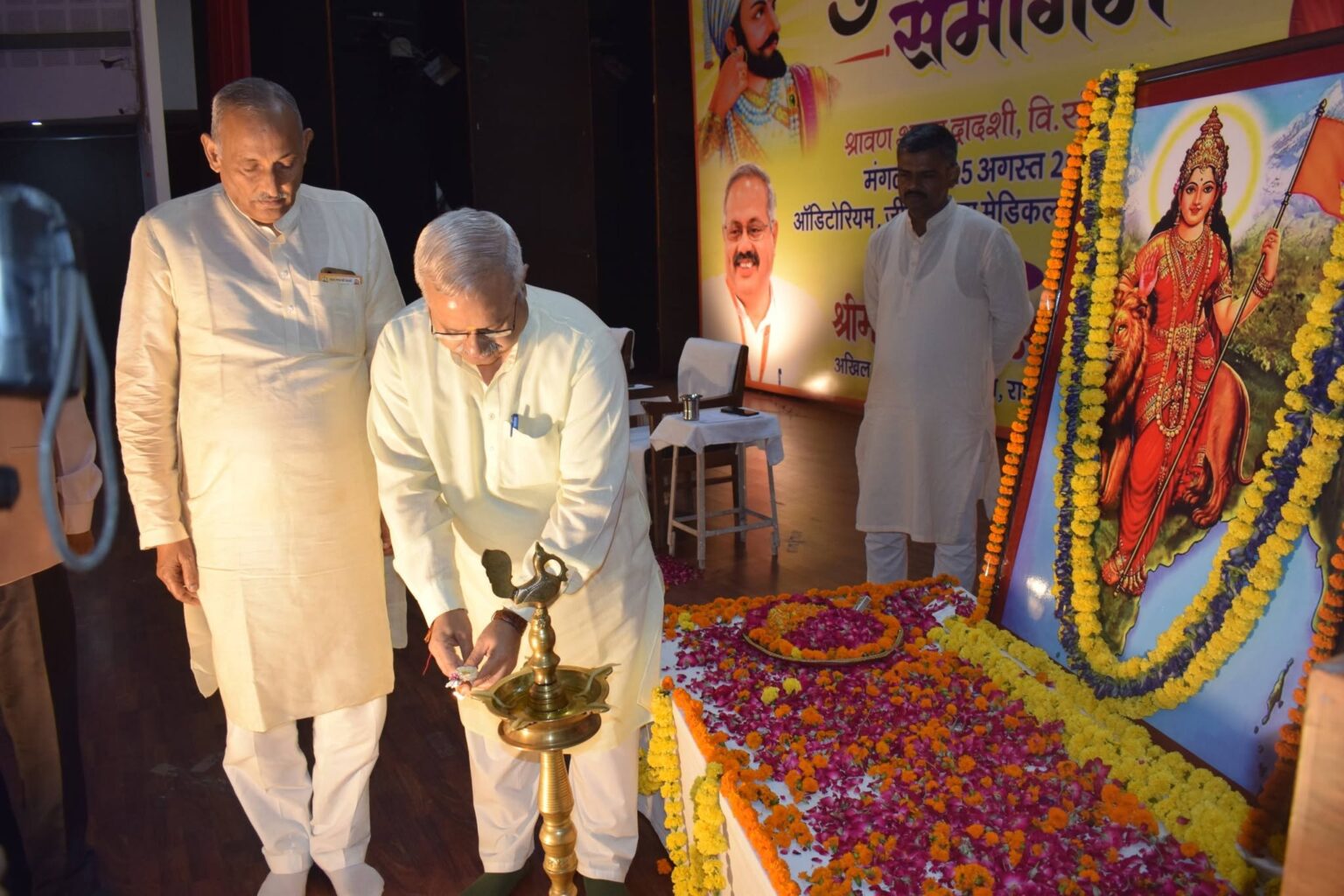 डॉ. हेडगेवार जी ने सामान्य व्यक्तियों को राष्ट्रकार्य के लिए प्रेरित किया – सुनील आंबेकर जी