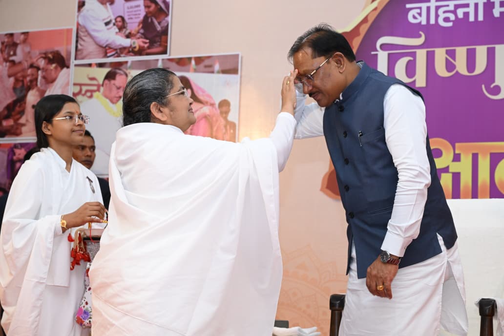 बहनों का स्नेह और आशीर्वाद मेरे लिए अनमोल : मुख्यमंत्री विष्णु देव साय
