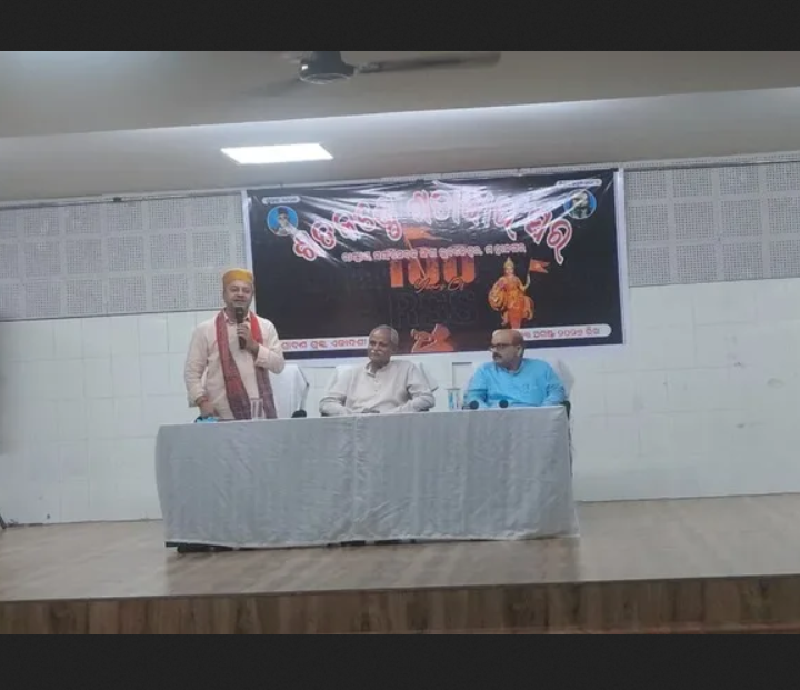 राष्ट्रप्रेम, मातृभूमि के प्रति समर्पण भावना को सुदृढ़ करते हैं संघ गीत – पराग अभ्यंकर जी