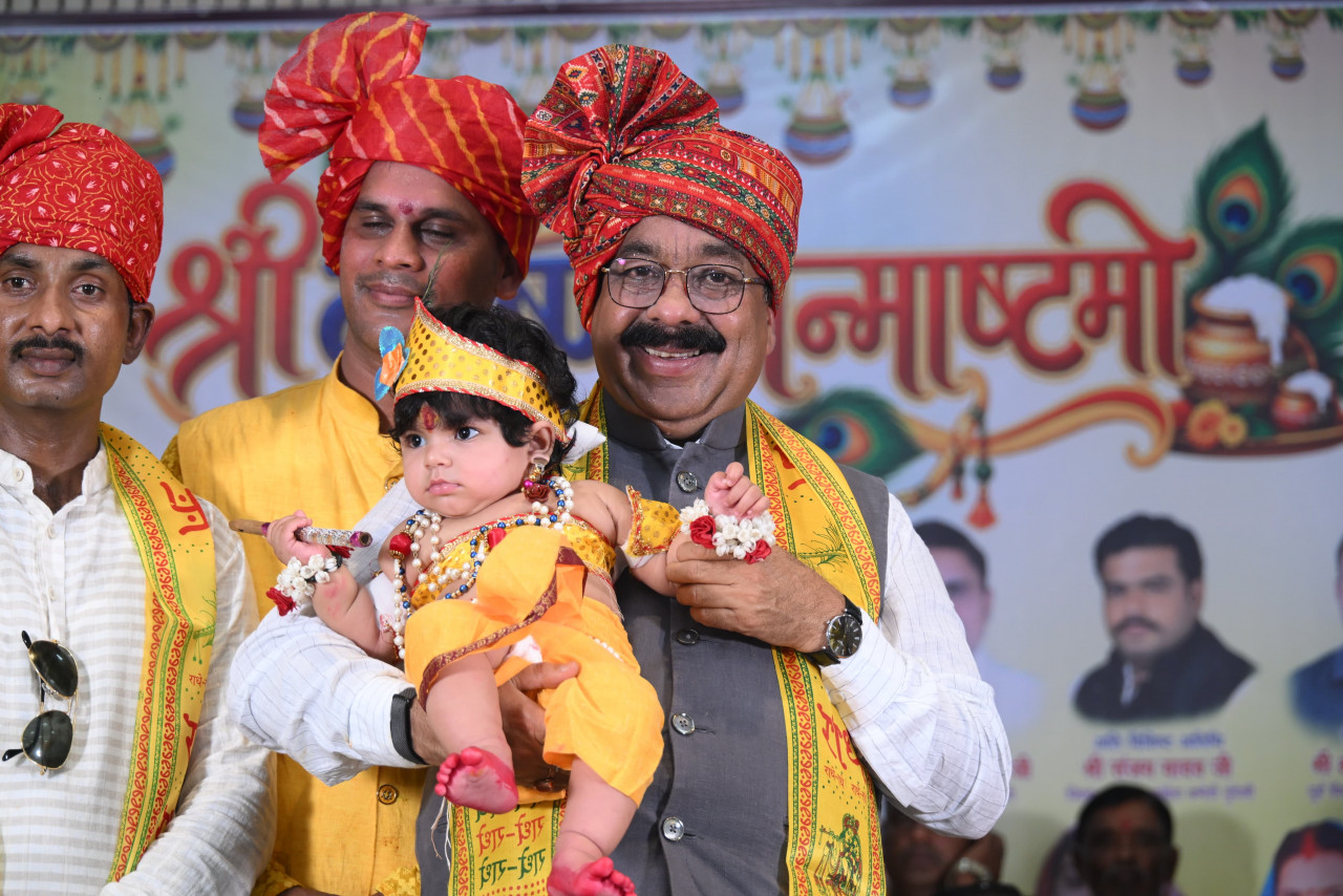 श्रीकृष्ण जन्माष्टमी प्रेम और संस्कृति से जुड़े रहने का पर्व : अरुण साव