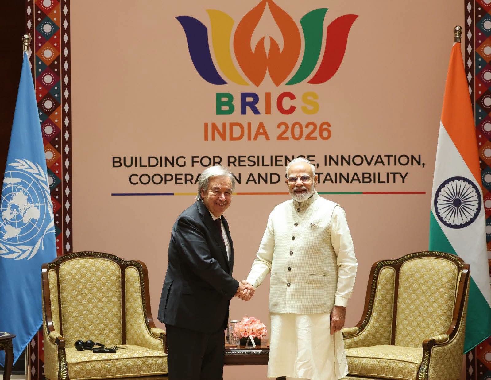 ब्रिक्स शिखर सम्मेलन के दौरान प्रधानमंत्री मोदी ने संयुक्त राष्ट्र महासचिव गुटेरस से की मुलाकात