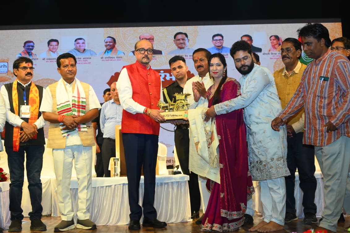 महाराजा चक्रधर सिंह की विरासत को नई पीढ़ी तक पहुंचा रहा चक्रधर समारोह: राज्यपाल रमेन डेका