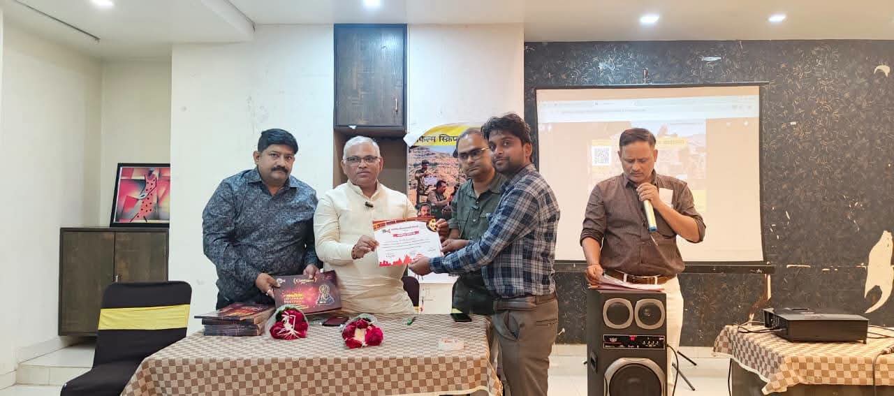 फिल्म निर्माण केवल कमाई का माध्यम नहीं, भारतीय संस्कृति और सद्भाव का सशक्त माध्यम बने : विनोद कुमार