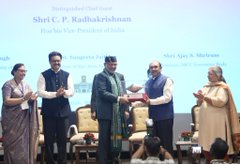 लोकतंत्र में सवाल जरूरी, मगर मकसद विकास होना चाहिए : उपराष्ट्रपति राधाकृष्णन