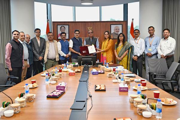 ग्रामीण सड़कों के असर का 4 साल तक होगा आकलन, एनआरआईडीए और आईआईएम कलकत्ता के बीच समझौता