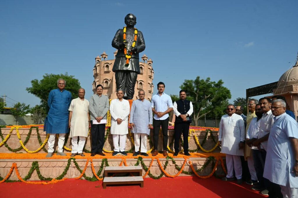 एकात्म मानवदर्शन केवल भारत नहीं, समस्त मानवता के लिए मार्गदर्शक – दत्तात्रेय होसबाले जी 