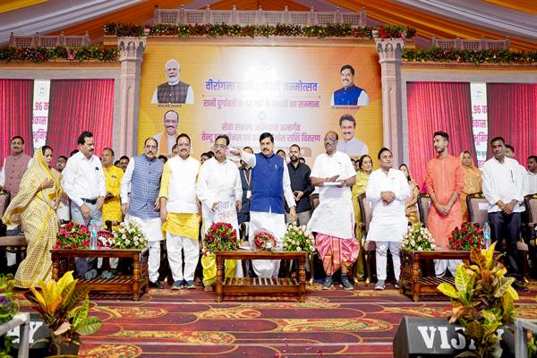 रानी दुर्गावती के दिखाए मार्ग से जनजातियों के विकास का नया अध्याय लिख रही राज्य सरकार : सीएम मोहन