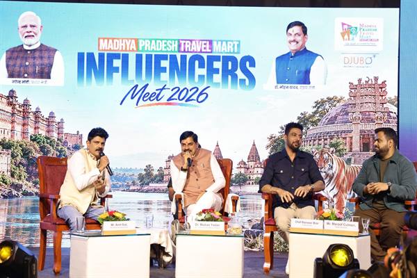 ट्रैवल मार्ट में सीएम मोहन ने किया सीधा संवाद; इतिहास, संस्कृति, वन्यजीवन और स्थानीय कहानियों को देश-दुनिया तक पहुंचाने पर जोर