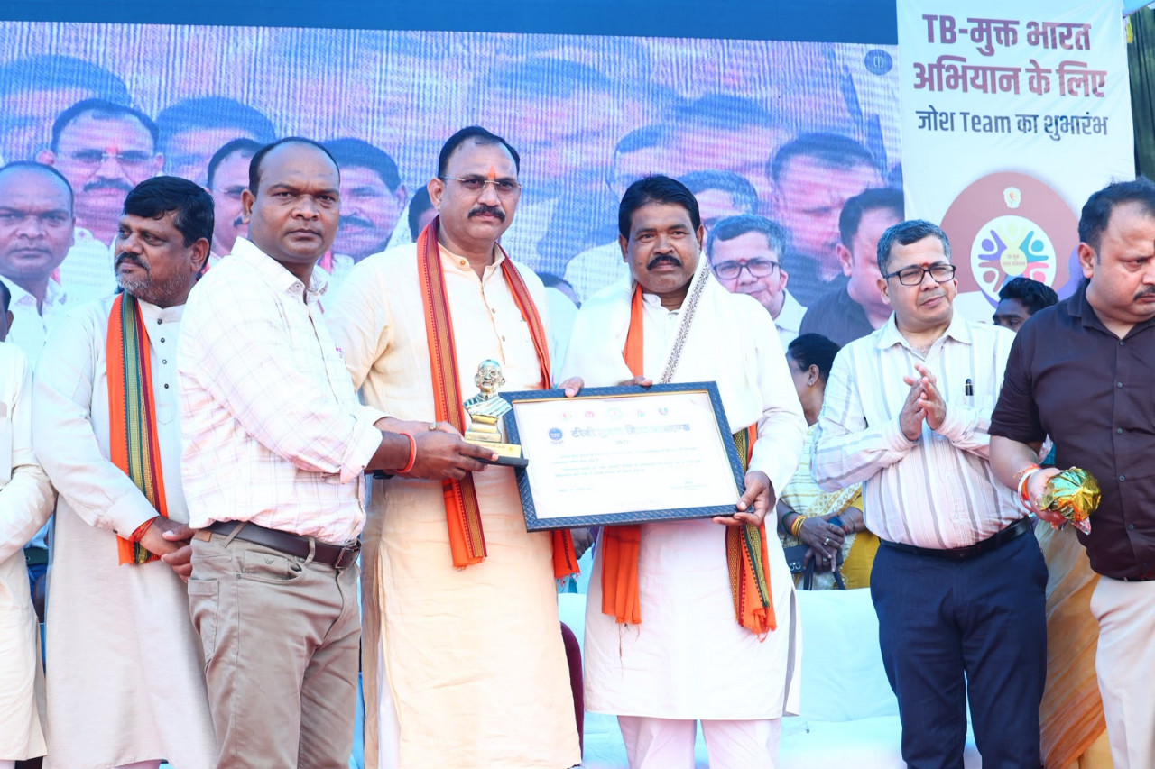 छत्तीसगढ़ की बड़ी उपलब्धि: चार विकासखंड टीबी मुक्त घोषित, युवाओं के हाथों में उन्मूलन अभियान की कमान 