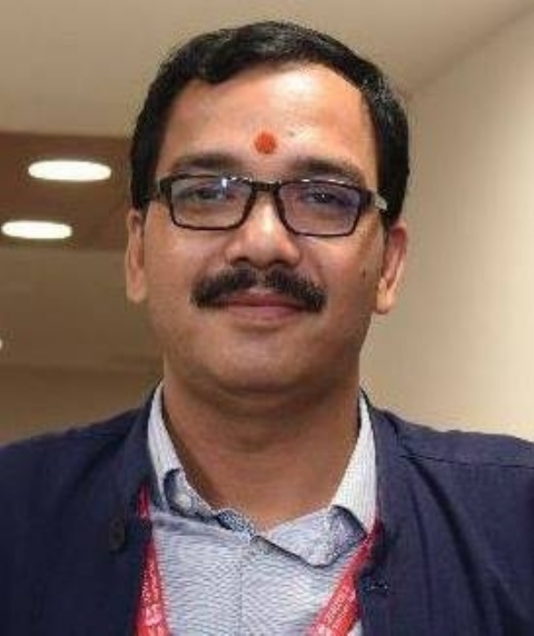 डॉ मयंक चतुर्वेदी