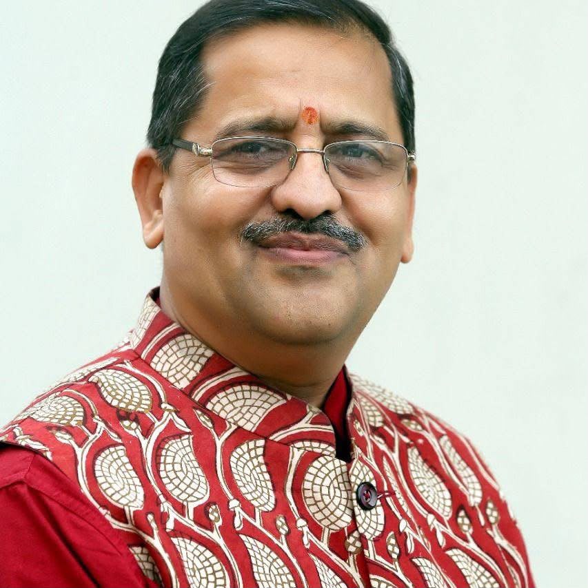 डॉ विकास दवे