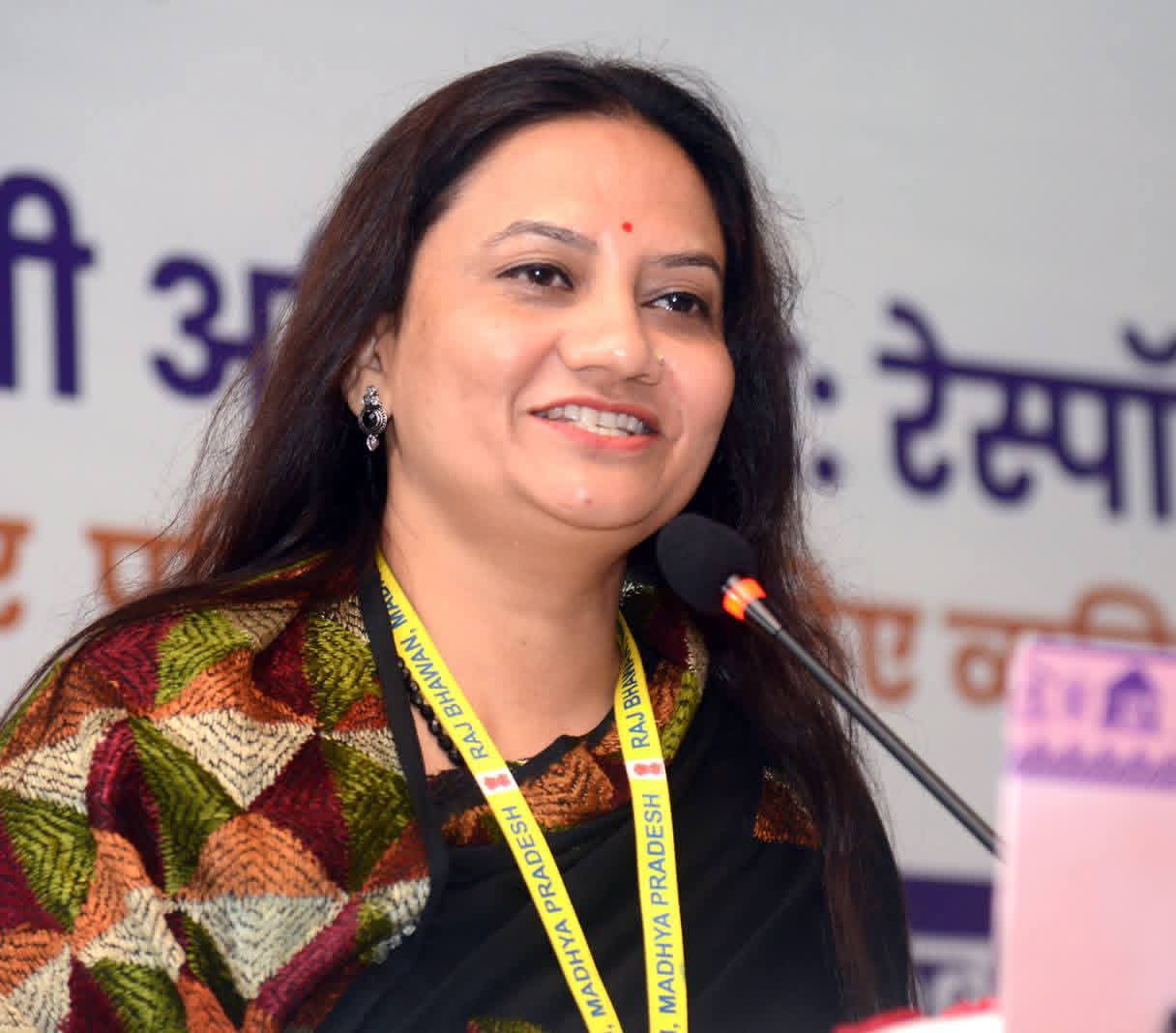 डॉ दीपमाला रावत