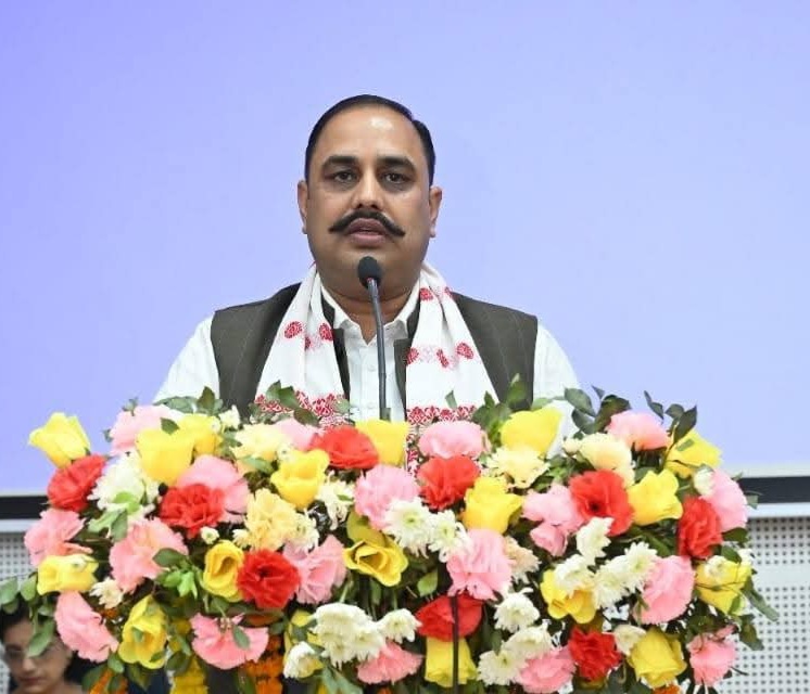 डॉ पवन तिवारी