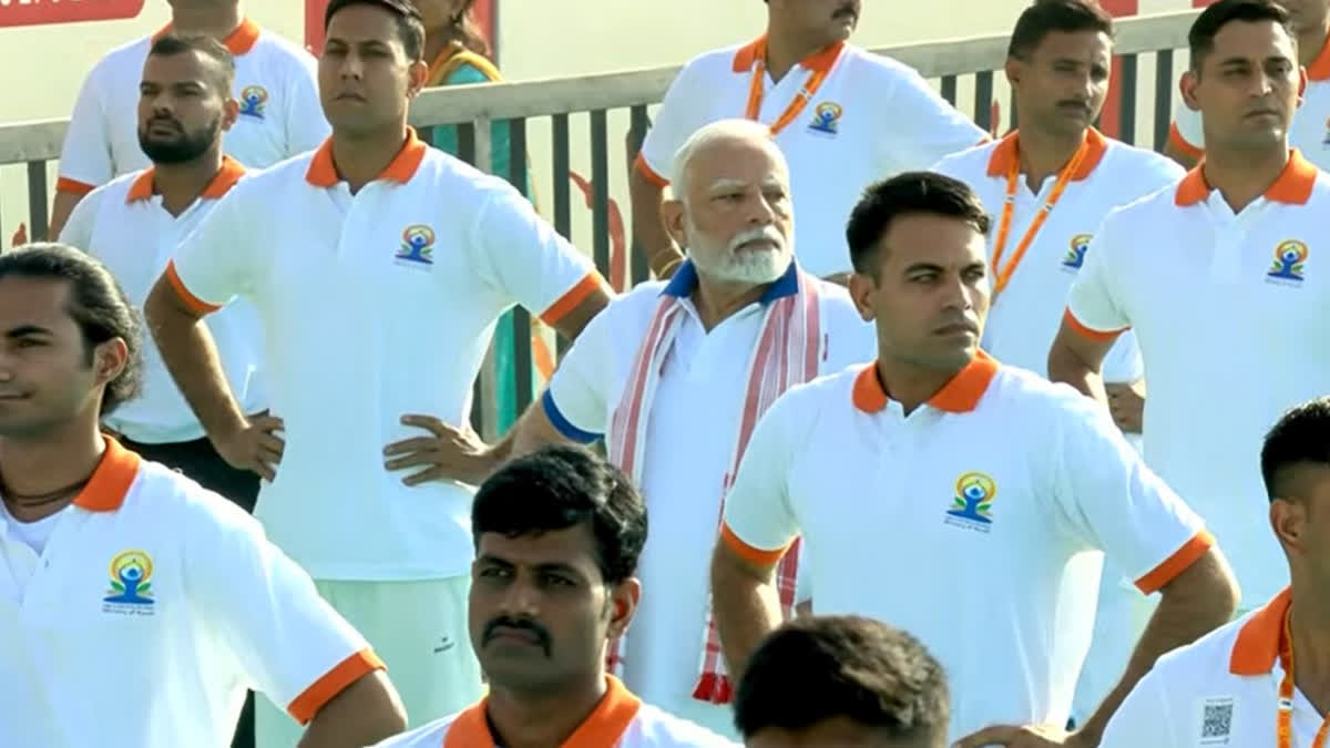 अंतरराष्ट्रीय योग दिवस : भारतीय ज्ञान परंपरा की वैश्विक विजयगाथा