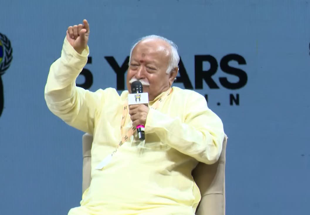 Youth and RSS; Sixteen forever at centenary