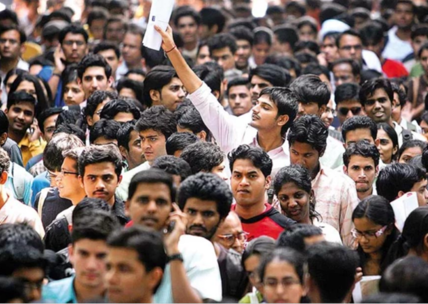 हमारे आज और कल की शिल्पकार है ये नई पीढ़ी 