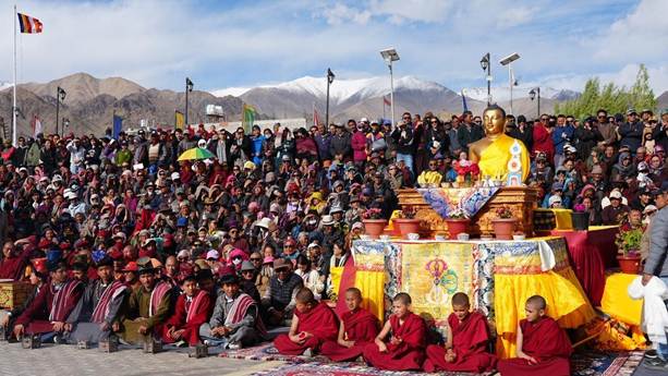 जहाँ बुद्ध घर लौटते हैं