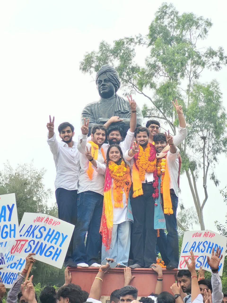 दिल्ली विश्वविद्यालय में ABVP की प्रचंड विजय : राष्ट्रीय विचारों के साथ हैं  युवा
